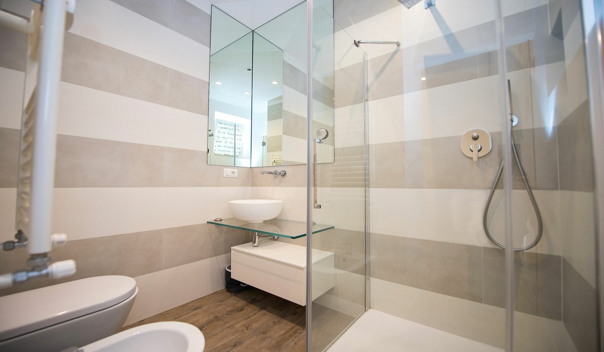 Vatican Kalasa Suite & Deluxe Rome Exterior photo
